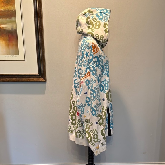 Rare Gino Green Global white Graphic Hoodie with 9’s monogram 5X - Picture 7 of 16